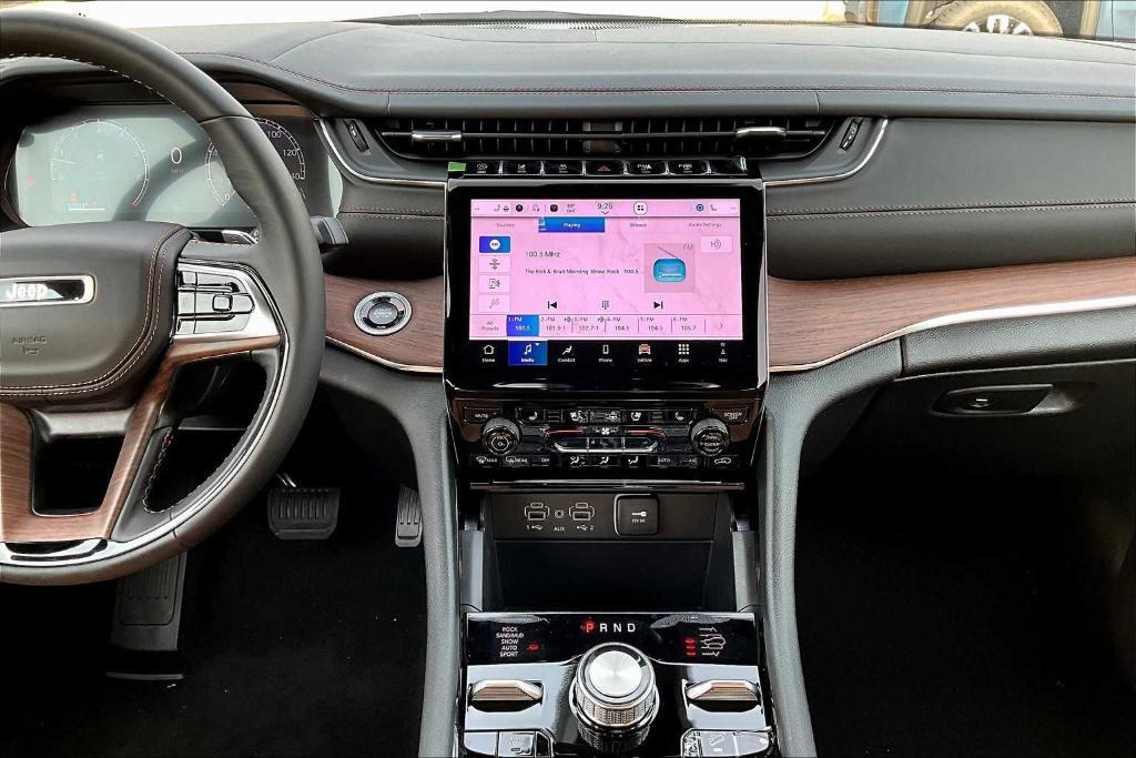 new 2025 Jeep Grand Cherokee car, priced at $54,425