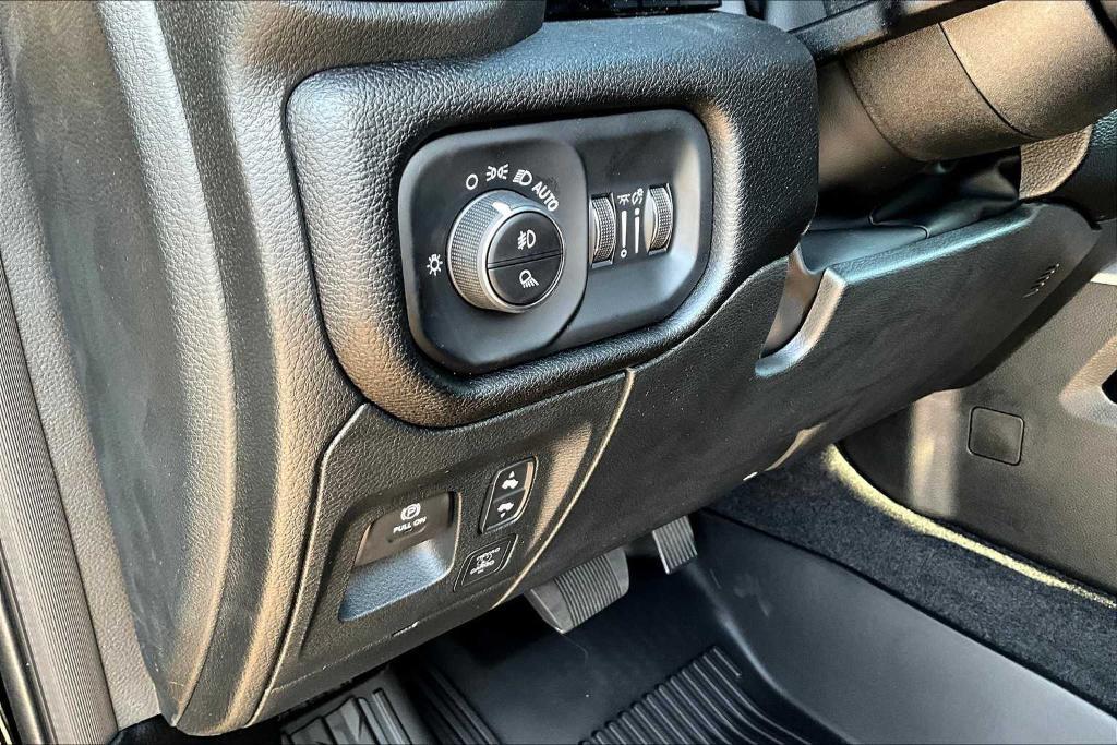 new 2026 Ram 1500 car, priced at $62,089