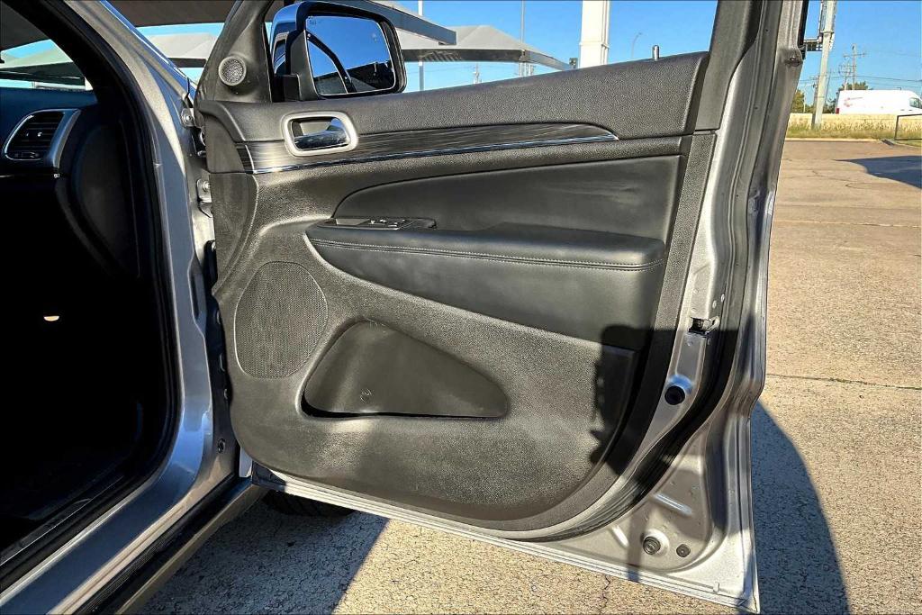 used 2021 Jeep Grand Cherokee car, priced at $21,543