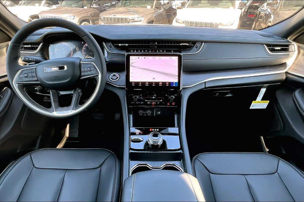 new 2025 Jeep Grand Cherokee L car, priced at $47,615