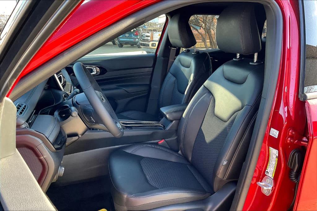 new 2025 Jeep Compass car, priced at $26,354