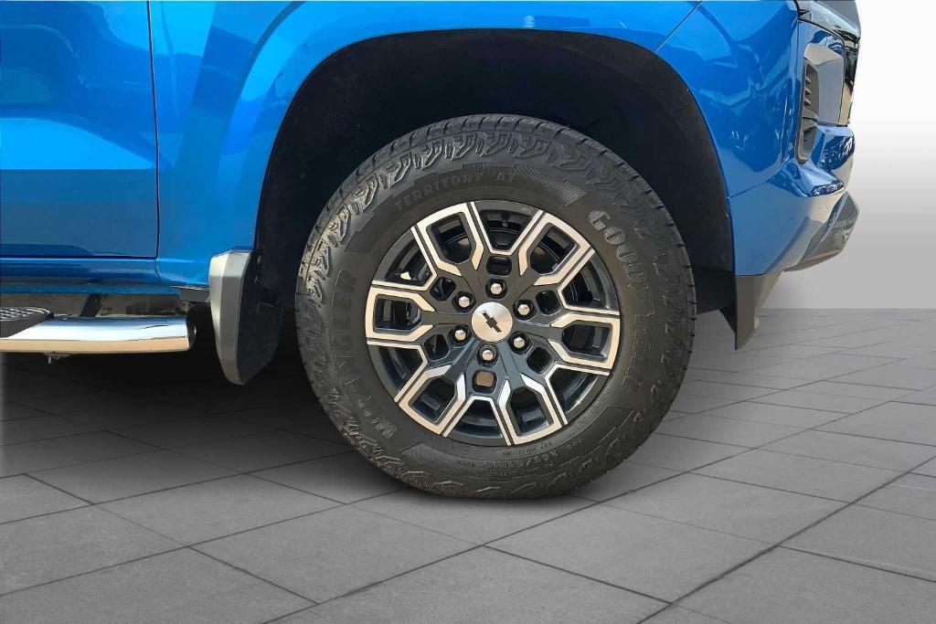 used 2022 Chevrolet Colorado car, priced at $22,095
