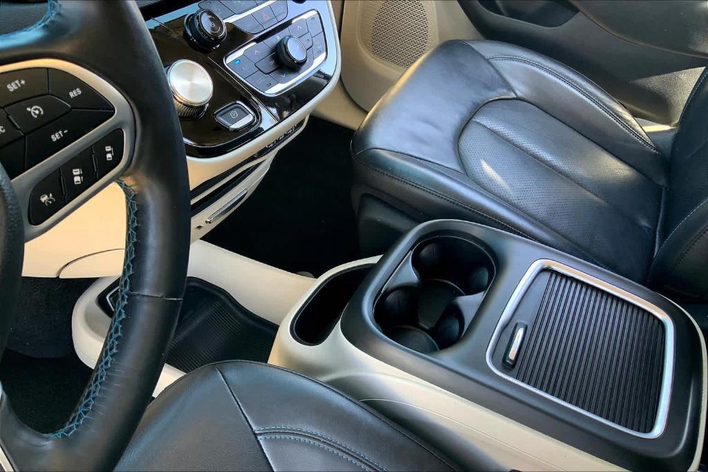 used 2021 Chrysler Pacifica car, priced at $23,880