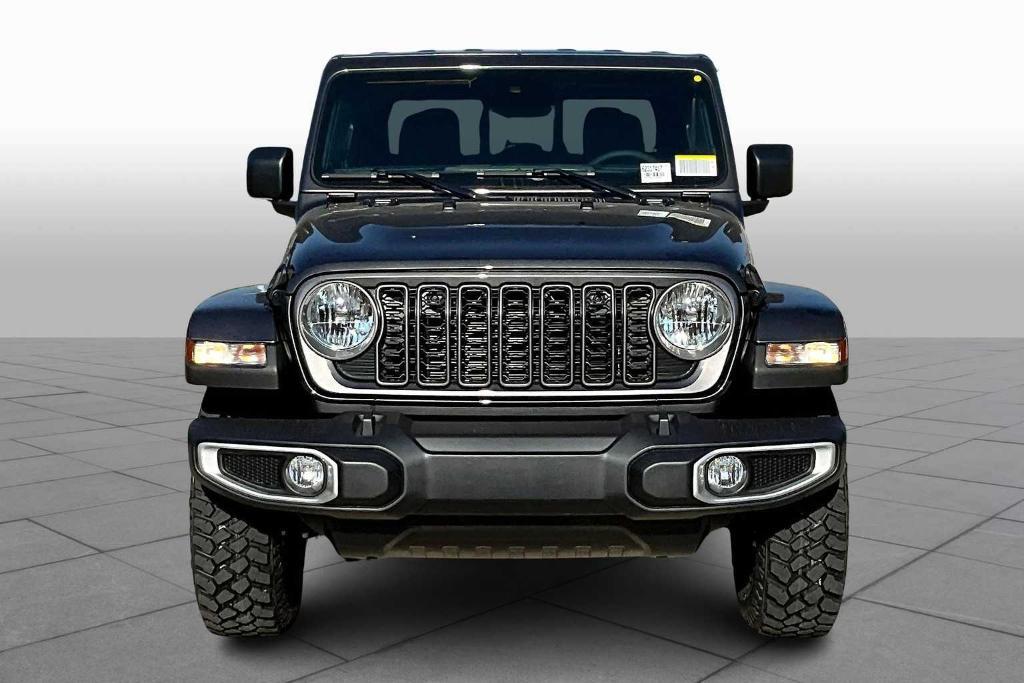 new 2025 Jeep Gladiator car, priced at $41,546