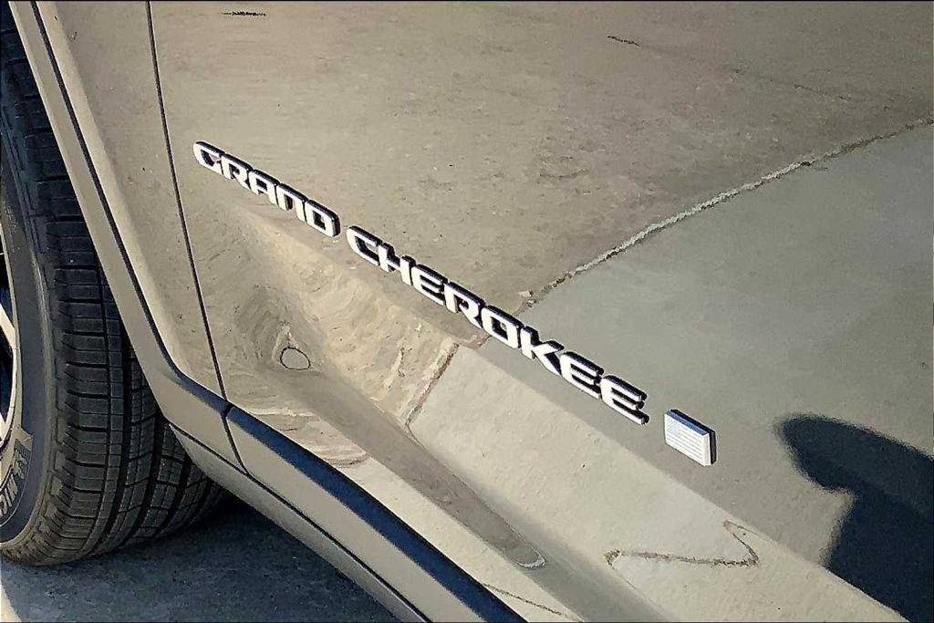 new 2025 Jeep Grand Cherokee L car, priced at $41,589