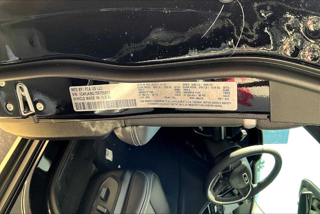 new 2025 Jeep Grand Cherokee L car, priced at $41,589