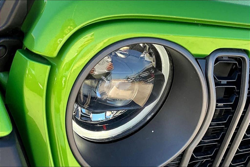 new 2025 Jeep Wrangler car, priced at $49,033