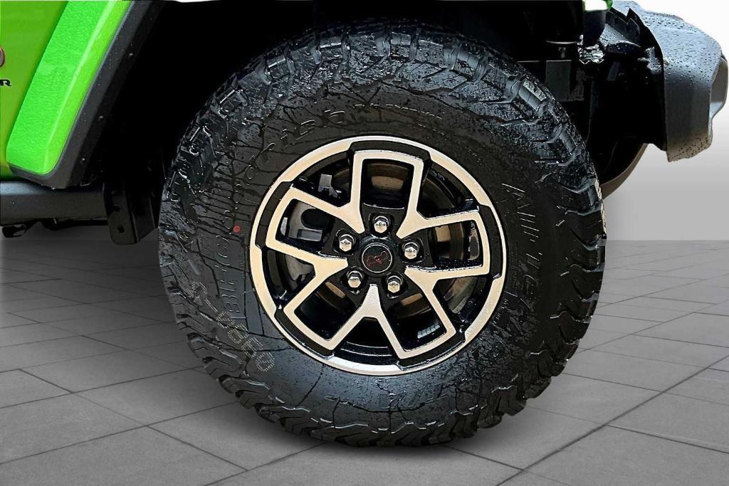 new 2025 Jeep Wrangler car, priced at $54,090