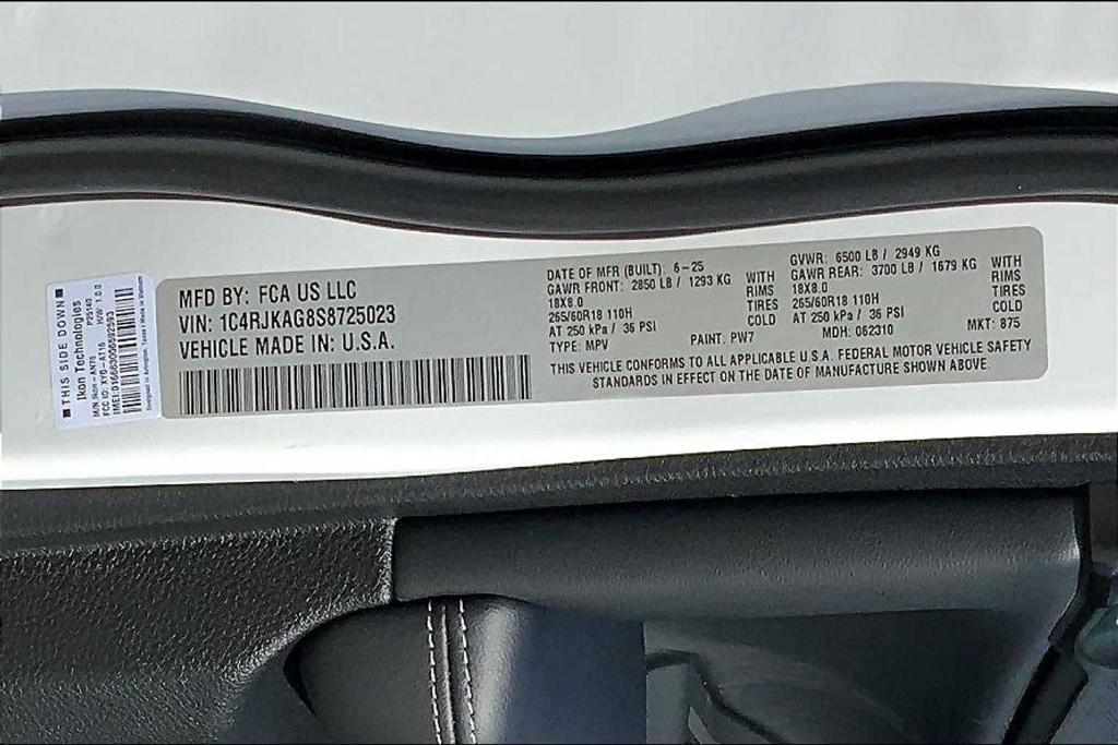 new 2025 Jeep Grand Cherokee L car, priced at $41,772