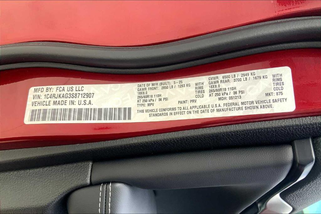 new 2025 Jeep Grand Cherokee L car, priced at $39,229