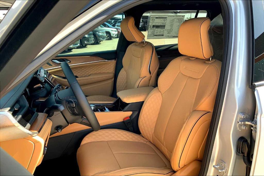 new 2025 Jeep Grand Cherokee L car, priced at $59,630