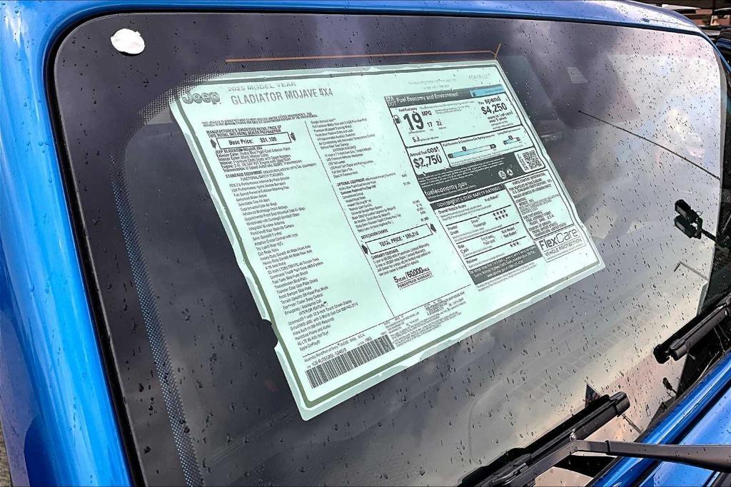 new 2025 Jeep Gladiator car, priced at $47,787