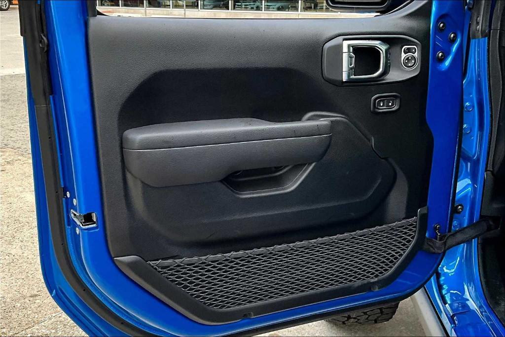 new 2025 Jeep Gladiator car, priced at $47,787