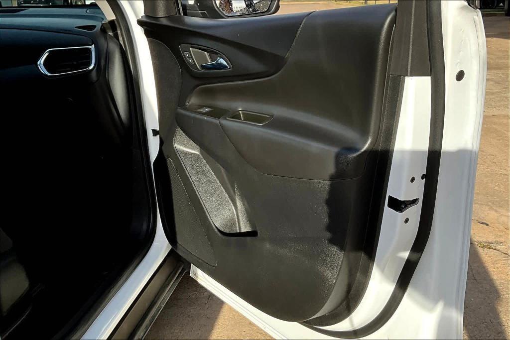 used 2023 Chevrolet Equinox car, priced at $23,291