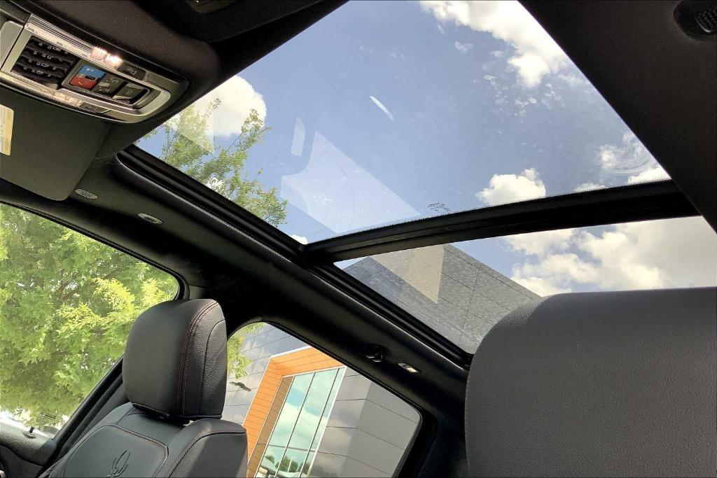 new 2025 Ram 1500 car, priced at $68,723