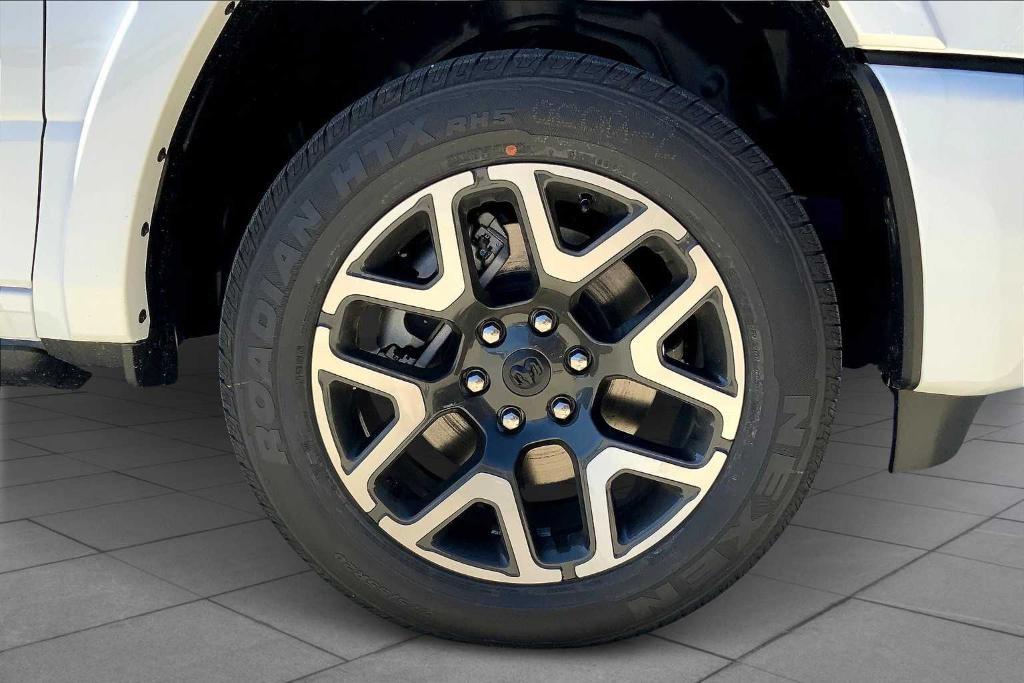 new 2025 Ram 1500 car, priced at $55,921