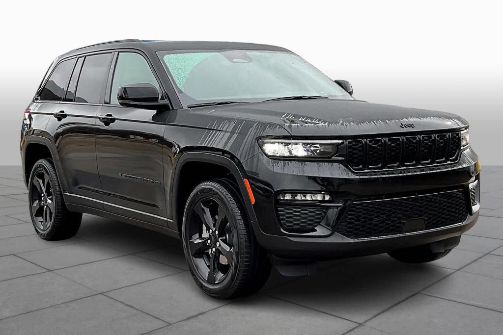 new 2025 Jeep Grand Cherokee car, priced at $46,499