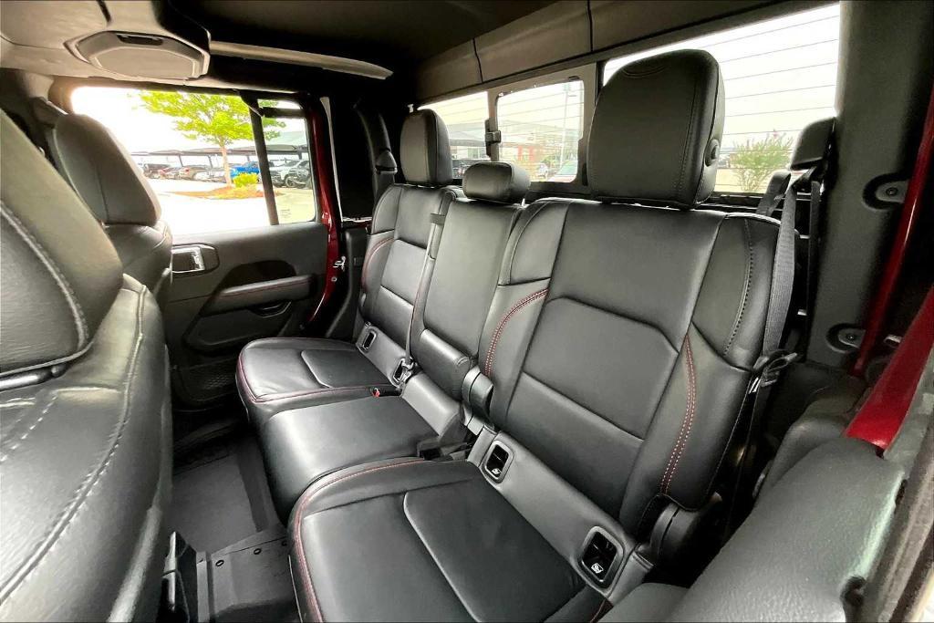 used 2021 Jeep Gladiator car, priced at $35,591