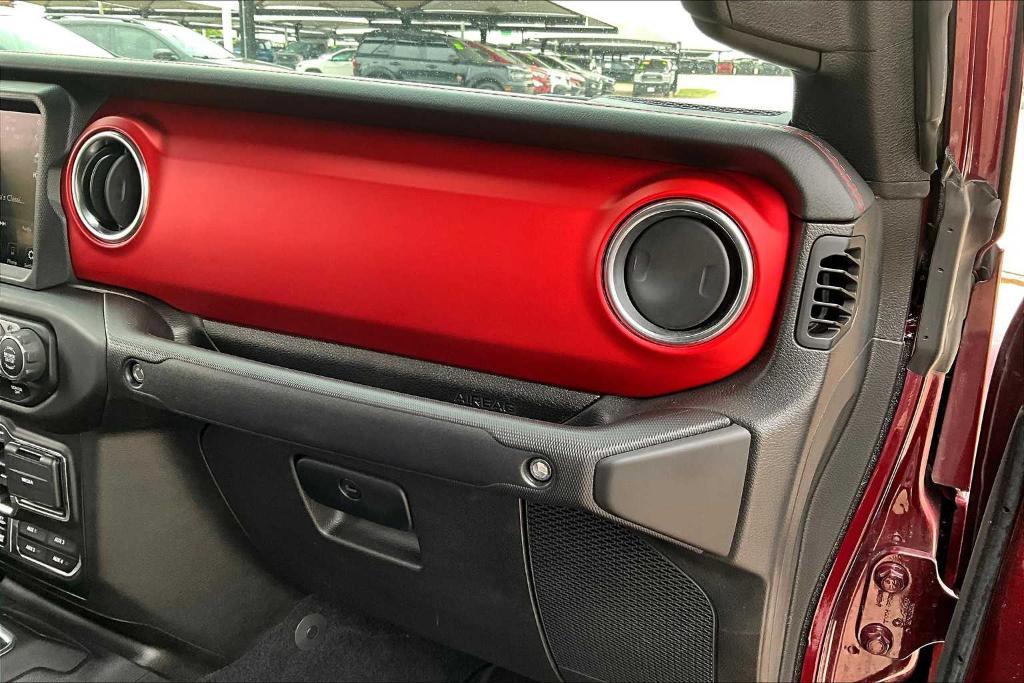 used 2021 Jeep Gladiator car, priced at $35,591