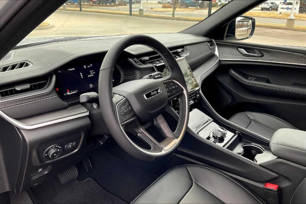 new 2025 Jeep Grand Cherokee L car, priced at $50,498