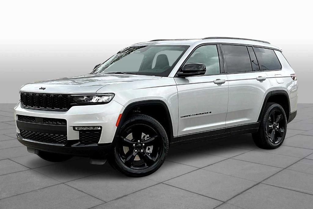 new 2025 Jeep Grand Cherokee L car, priced at $50,498