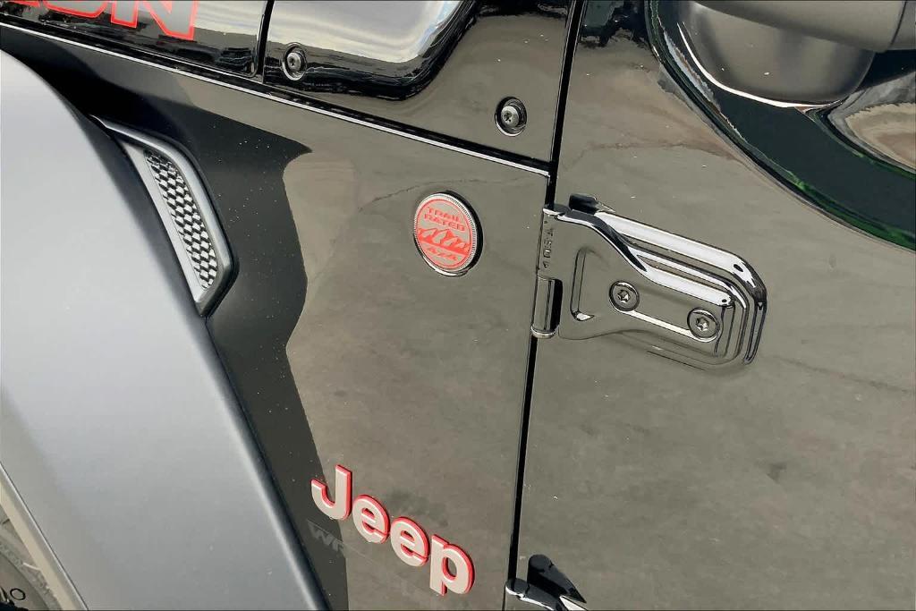 new 2025 Jeep Wrangler car, priced at $61,333