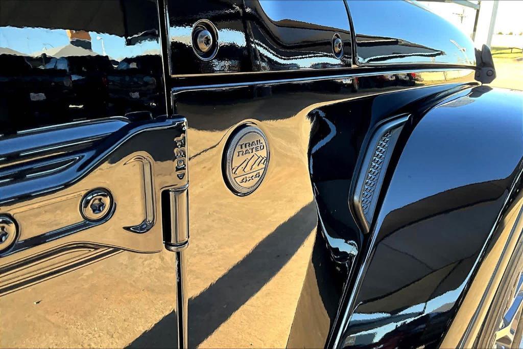 used 2024 Jeep Gladiator car, priced at $37,391