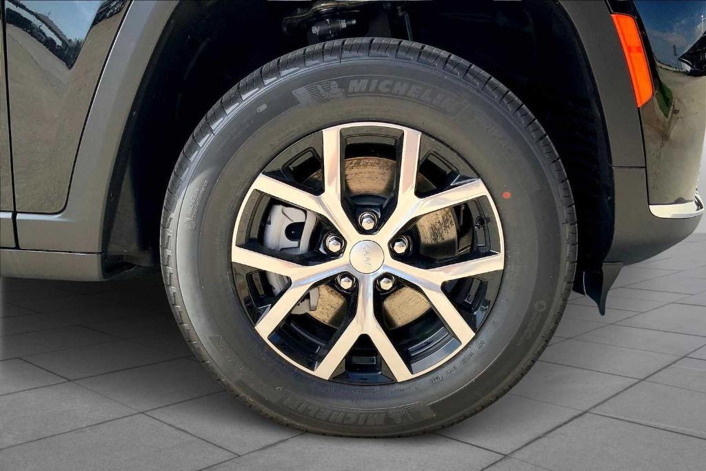 new 2025 Jeep Grand Cherokee L car, priced at $43,967