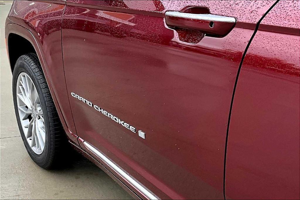 new 2025 Jeep Grand Cherokee car, priced at $51,350