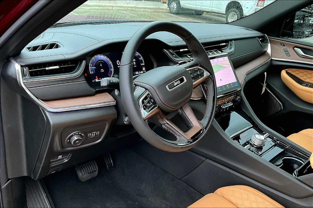 new 2025 Jeep Grand Cherokee car, priced at $51,350