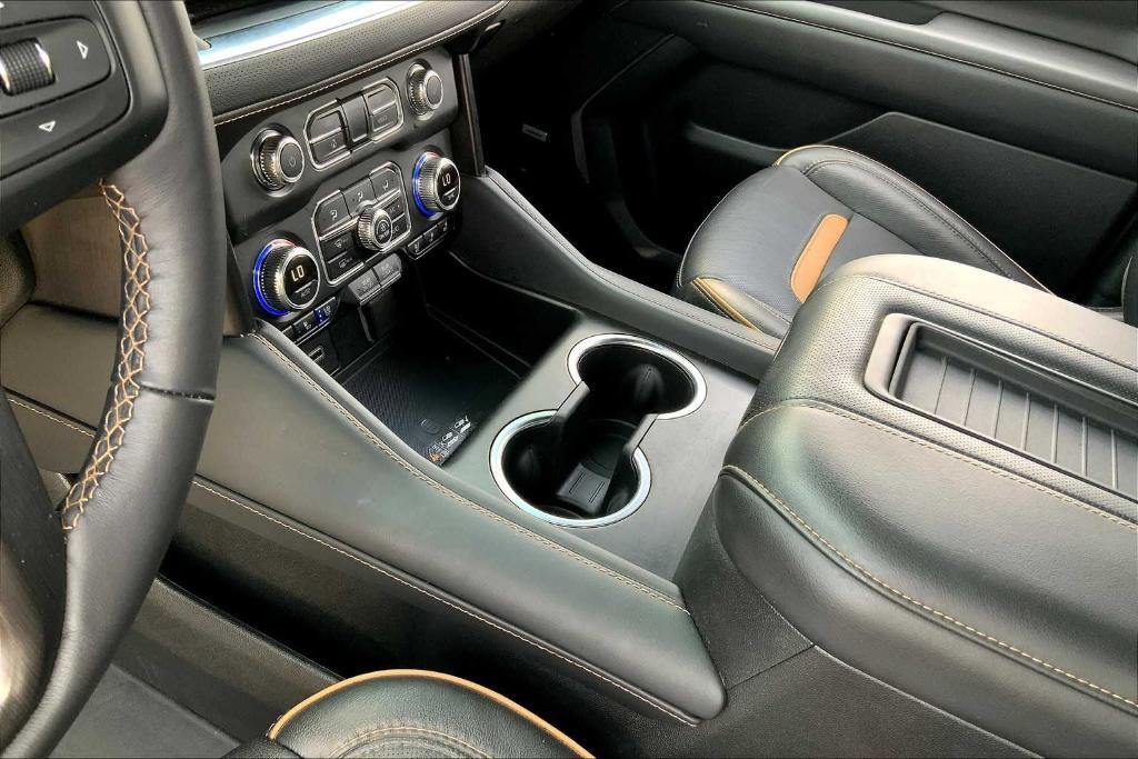 used 2022 GMC Yukon car, priced at $45,293