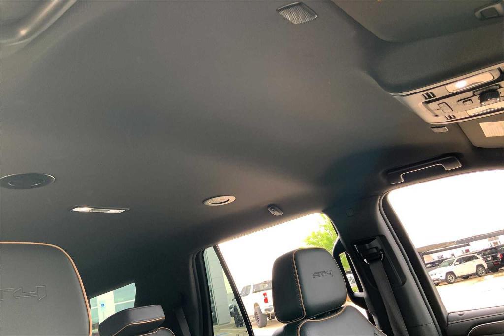 used 2022 GMC Yukon car, priced at $45,293