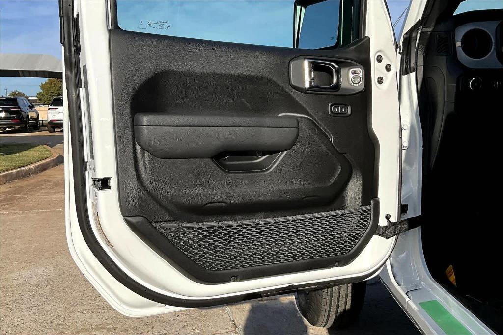 new 2026 Jeep Wrangler car, priced at $38,420