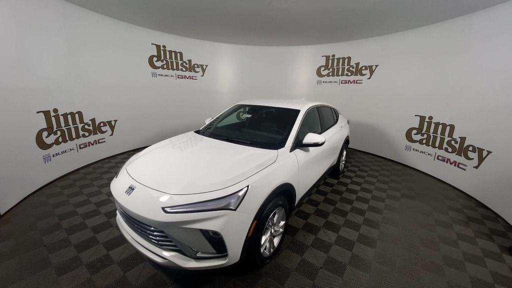 new 2025 Buick Envista car, priced at $25,530