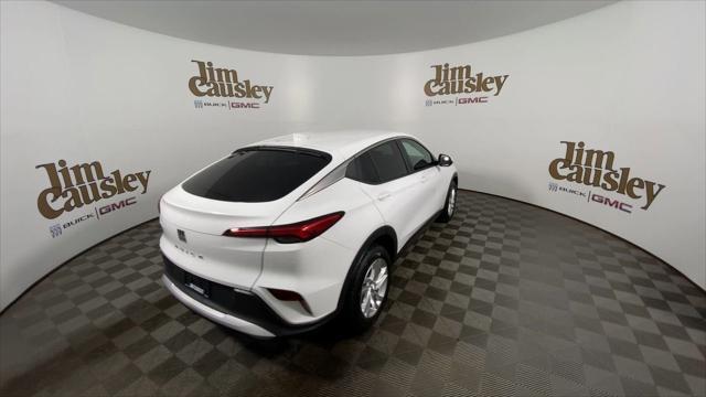 new 2025 Buick Envista car, priced at $24,717