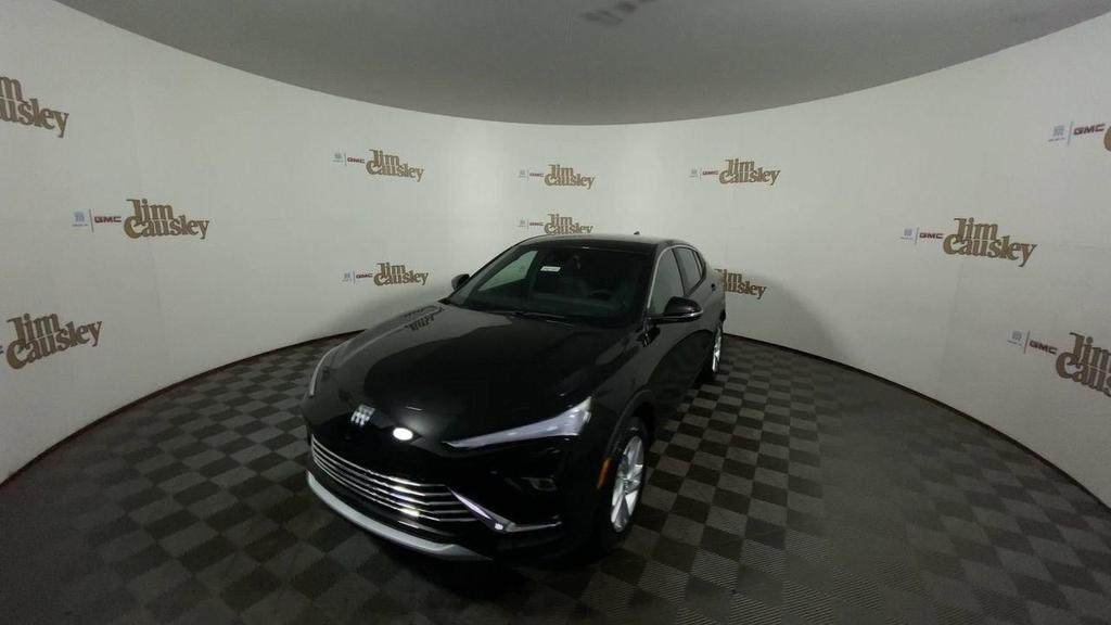 new 2025 Buick Envista car, priced at $25,670