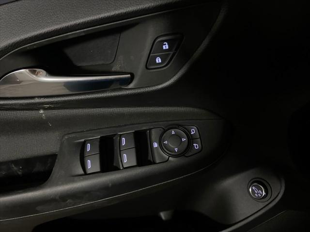 new 2025 Buick Envista car, priced at $25,670