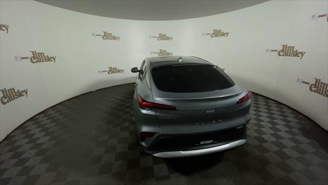new 2025 Buick Envista car, priced at $25,670