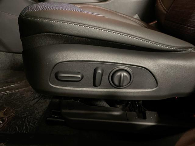 new 2025 Buick Envista car, priced at $25,670