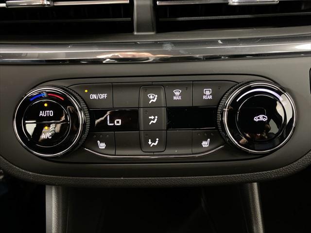 new 2025 Buick Envista car, priced at $24,630