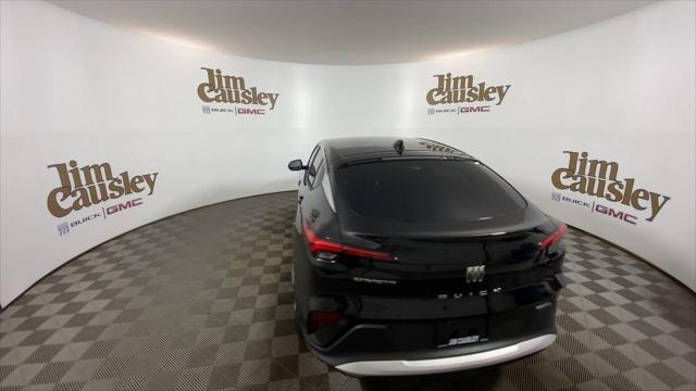 new 2025 Buick Envista car, priced at $24,630