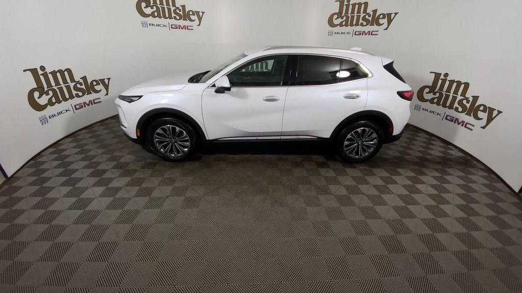 new 2025 Buick Envision car, priced at $39,133