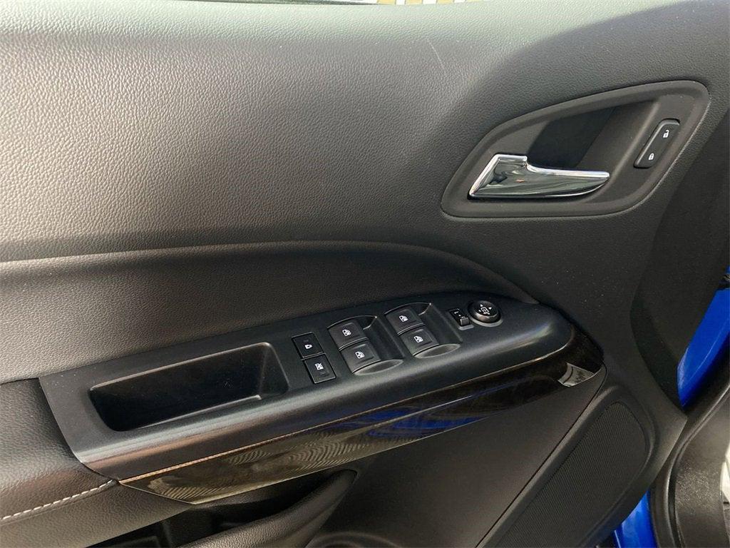 used 2022 GMC Canyon car, priced at $33,895