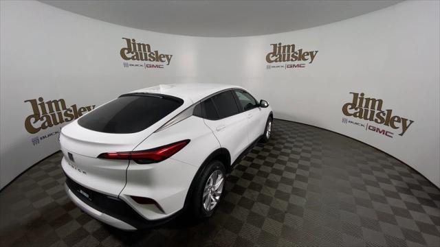 new 2025 Buick Envista car, priced at $25,237