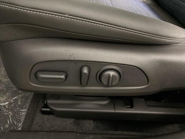 new 2025 Buick Envista car, priced at $25,237