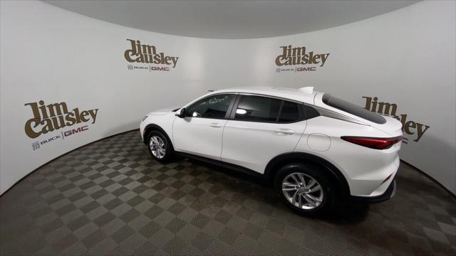 new 2025 Buick Envista car, priced at $25,237