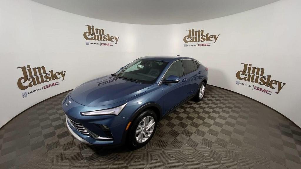 new 2025 Buick Envista car, priced at $24,630