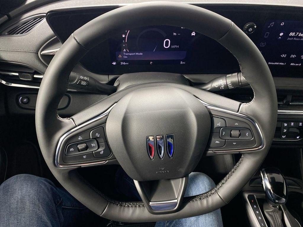 new 2025 Buick Envista car, priced at $24,630