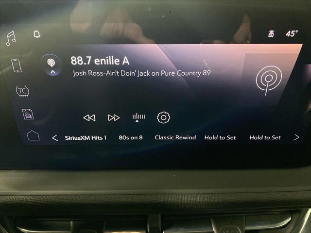 new 2025 Buick Envista car, priced at $24,630