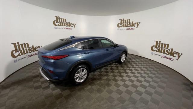 new 2025 Buick Envista car, priced at $24,630